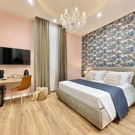 Regina Elena Rooms Pescara Esterno foto