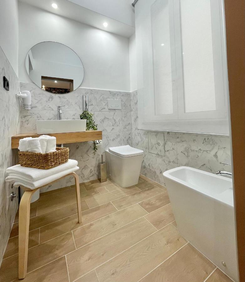 Regina Elena Rooms Pescara Esterno foto