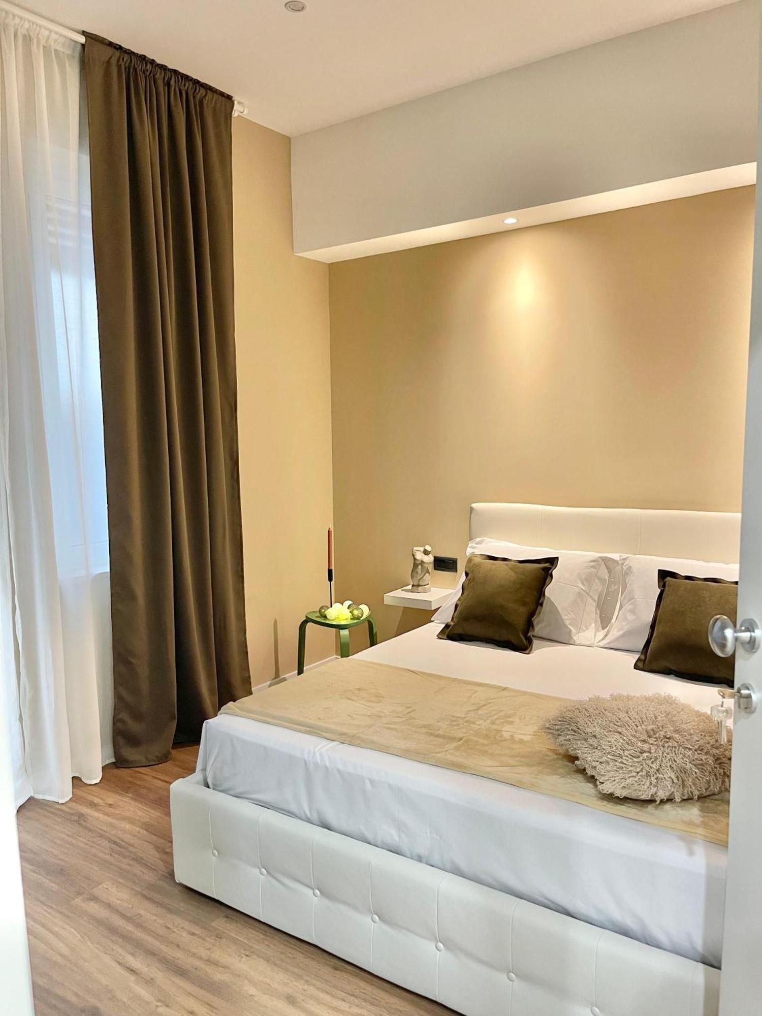 Regina Elena Rooms Pescara Esterno foto