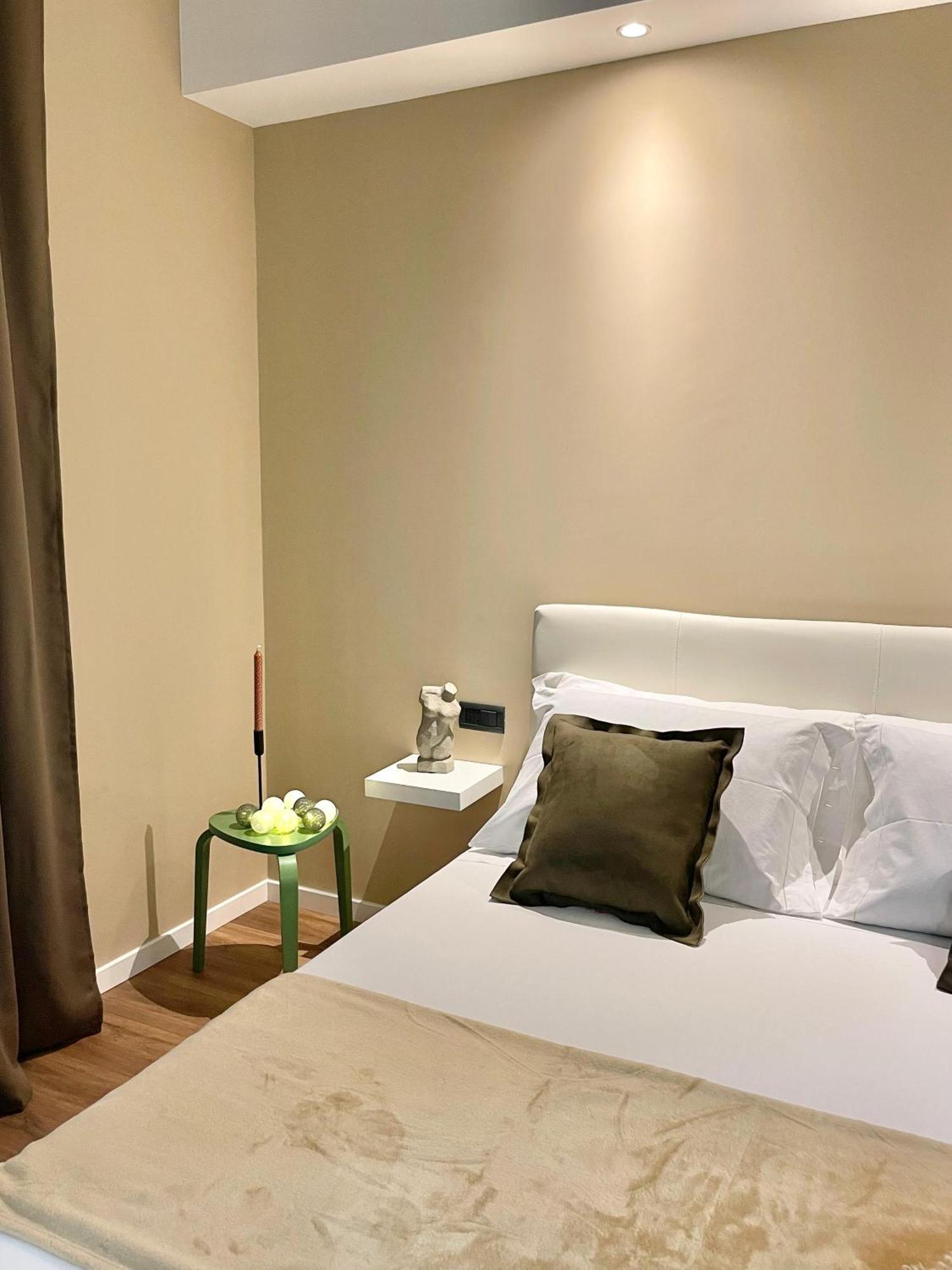 Regina Elena Rooms Pescara Esterno foto