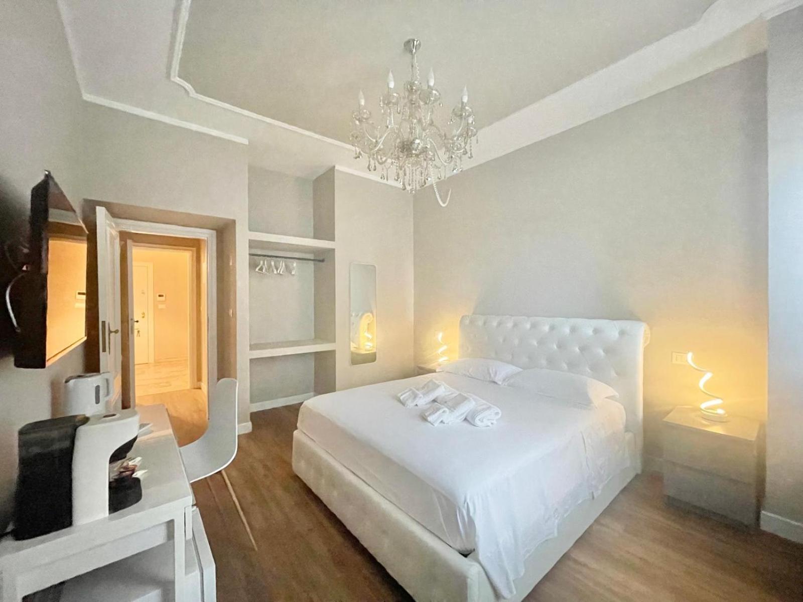 Regina Elena Rooms Pescara Esterno foto