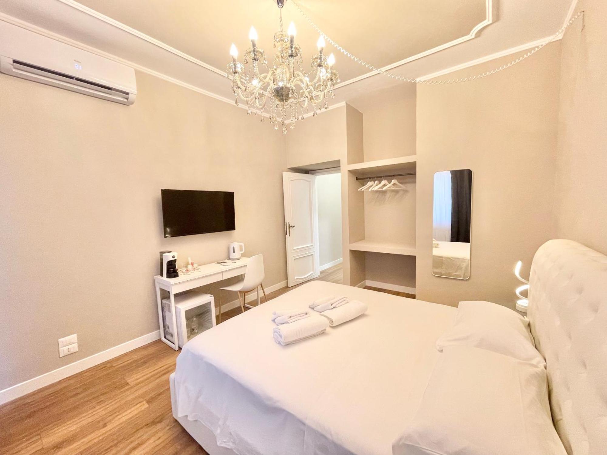 Regina Elena Rooms Pescara Esterno foto