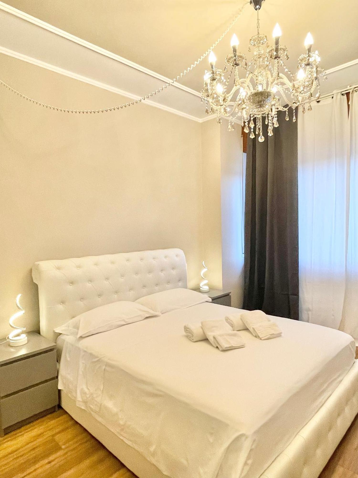 Regina Elena Rooms Pescara Esterno foto